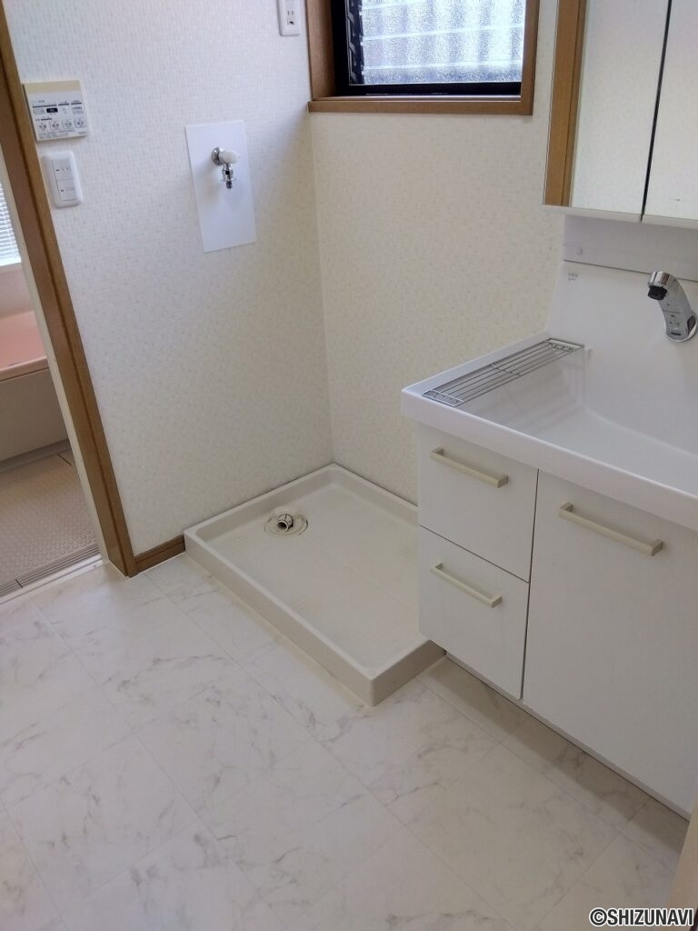 富士市宮下　中古住宅　内観