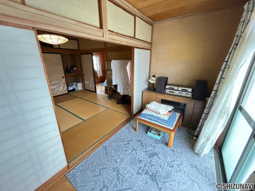 【2階8畳和室広縁】