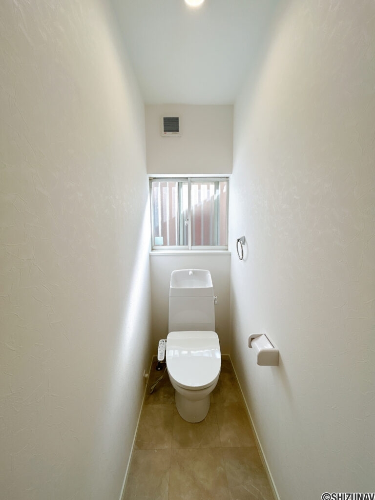 【リフォーム済み/1階トイレ】トイレは新品に交換しました。