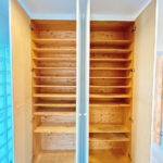 【リフォーム済み／シューズボックス】シューズボックスはクリーニングと建付調整を行いました。