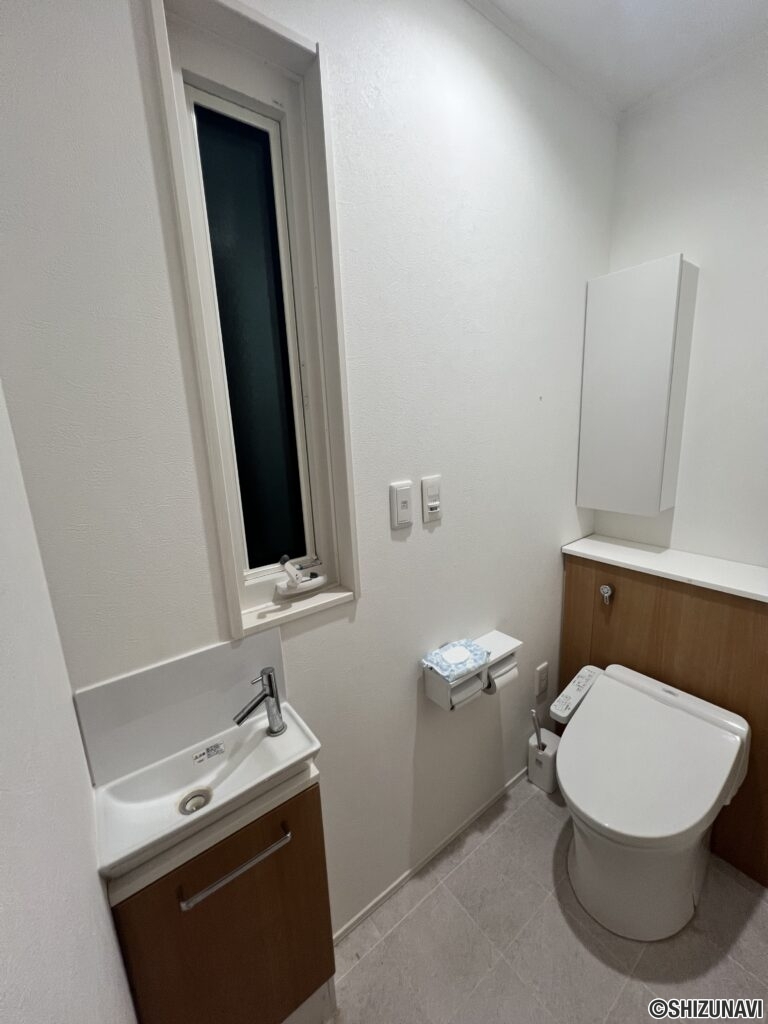 2階のトイレも清潔に保たれています。