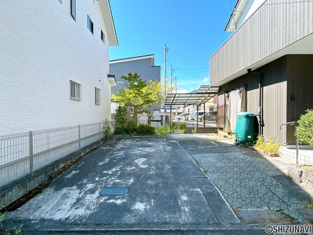 葵区桜町　駐車スペース