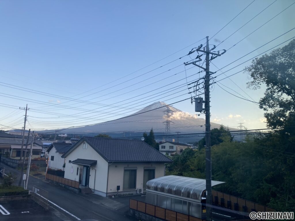 眺望（2F寝室より）