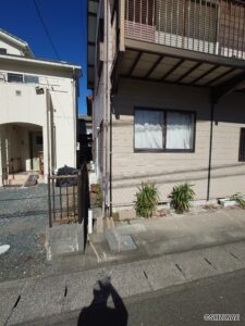 西隣地との境界