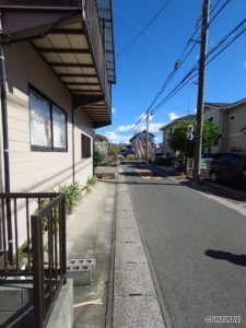 南側道路との境界、前面道路