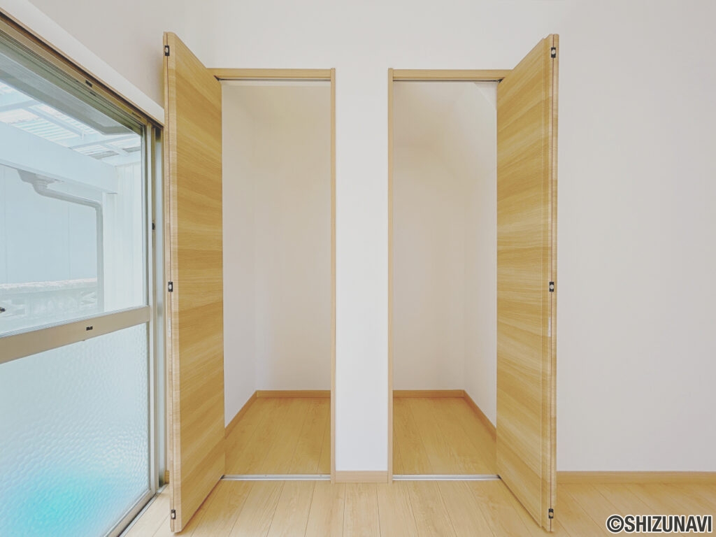 横割【リフォーム後1階8帖洋室収納】