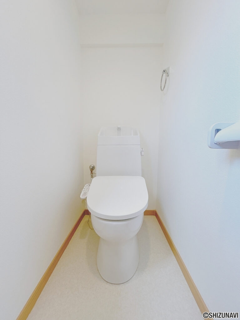 横割【リフォーム後2階トイレ】