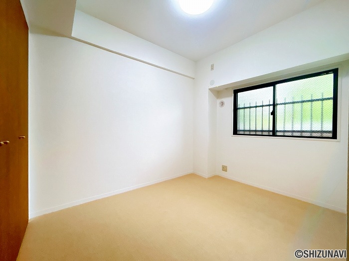 約4.8帖洋室 別角度です。