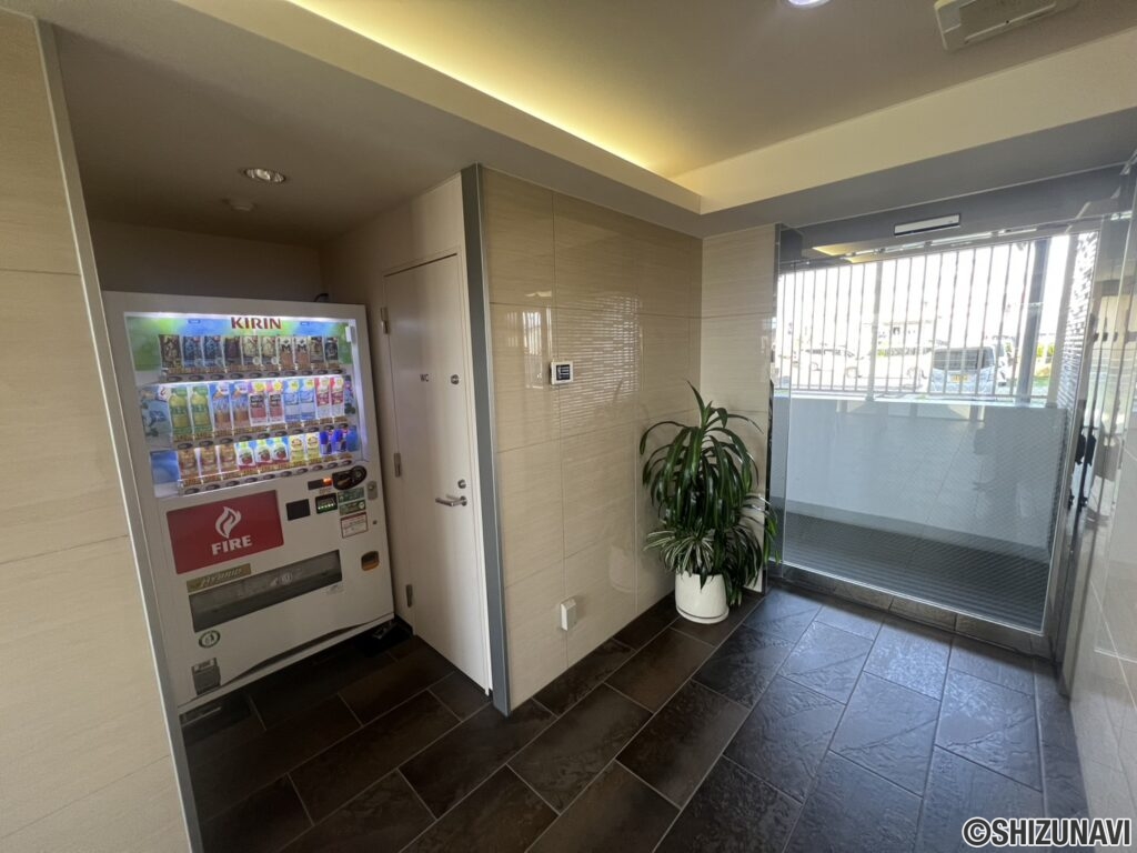 エントランス②
