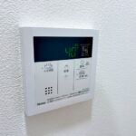 リビング側給湯パネル