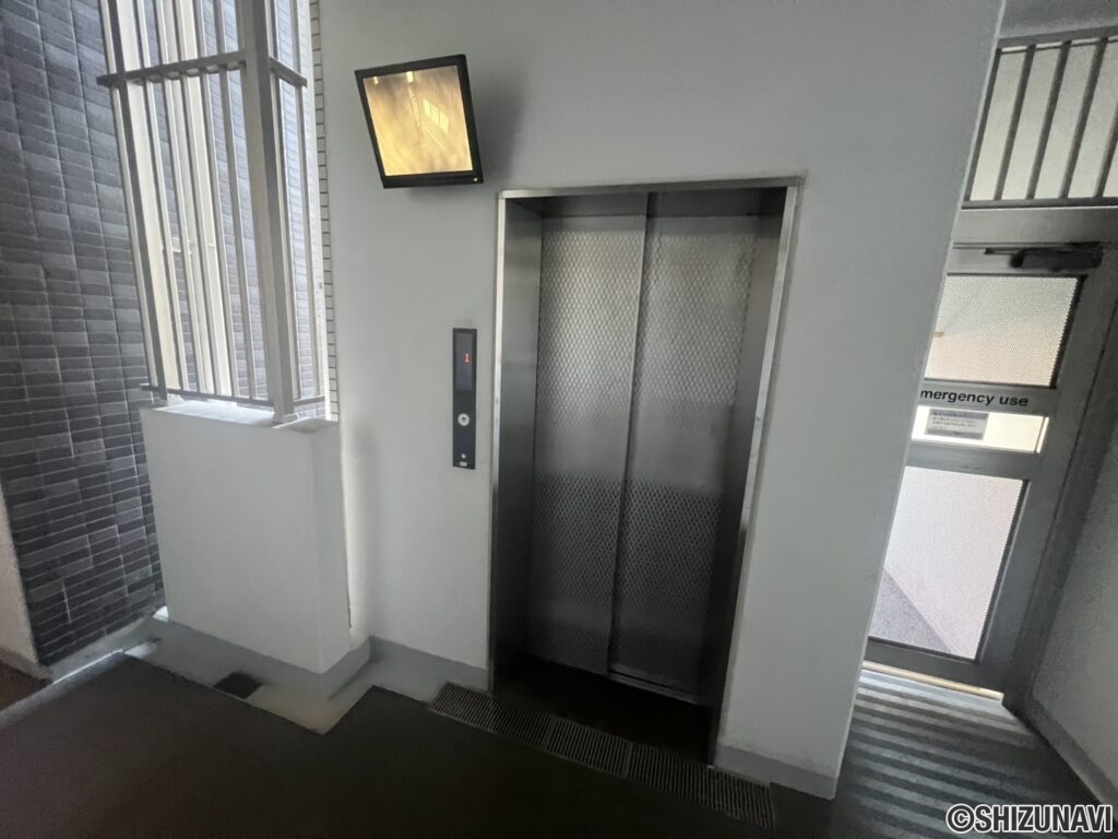 エレベーター