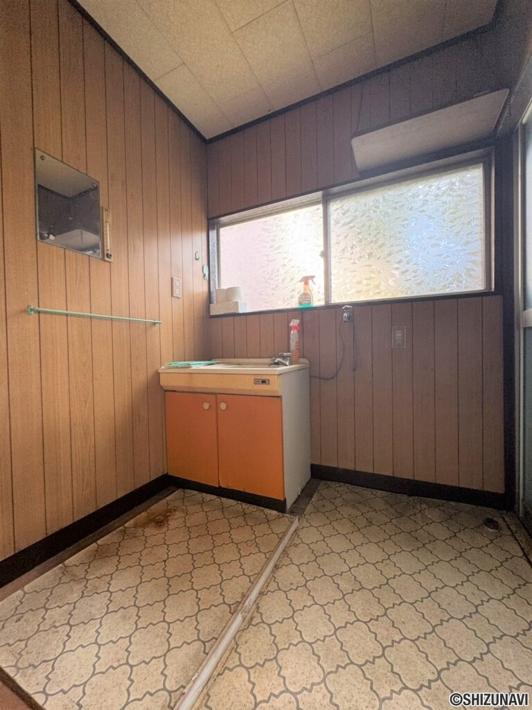 島田市祇園町　中古住宅の画像