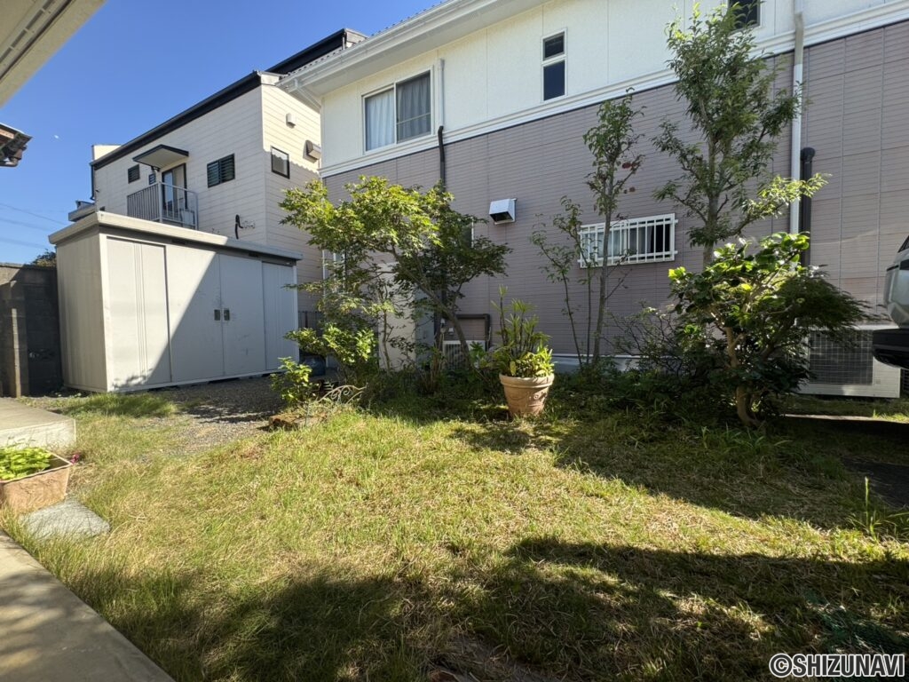 お庭があるので、様々な用途で利用できますよ♪