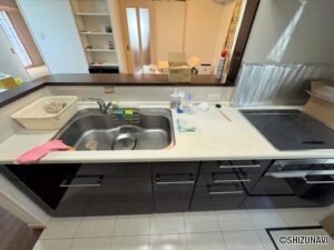 コンロはIH3口タイプ♪