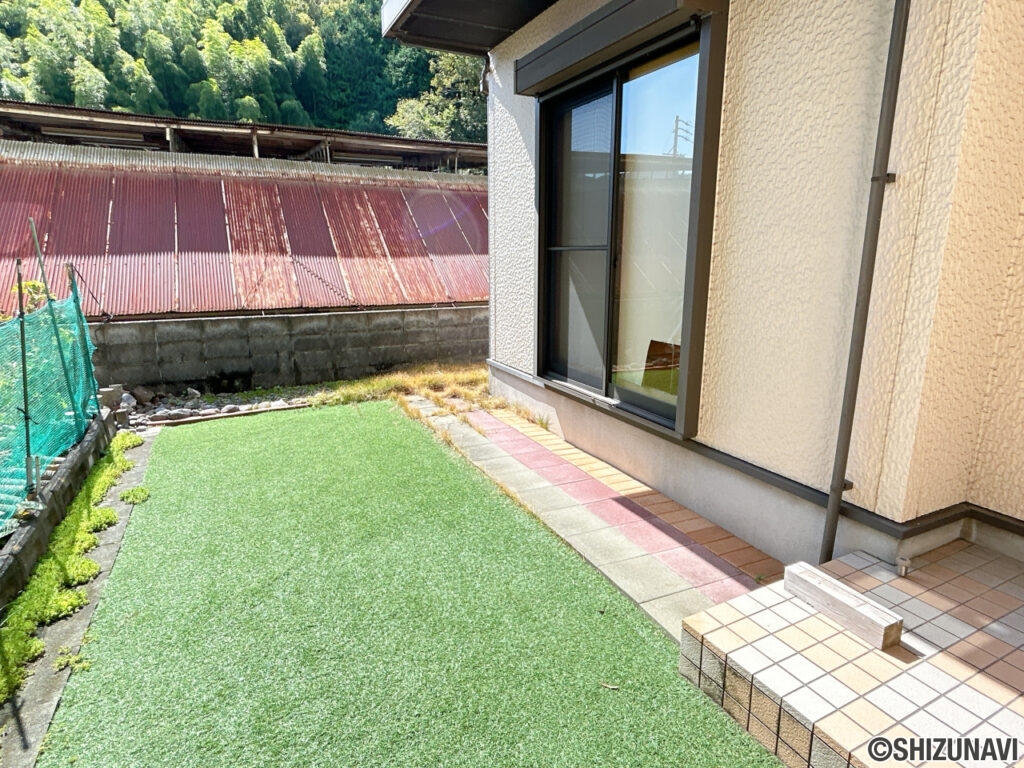 葵区幸庵新田　庭