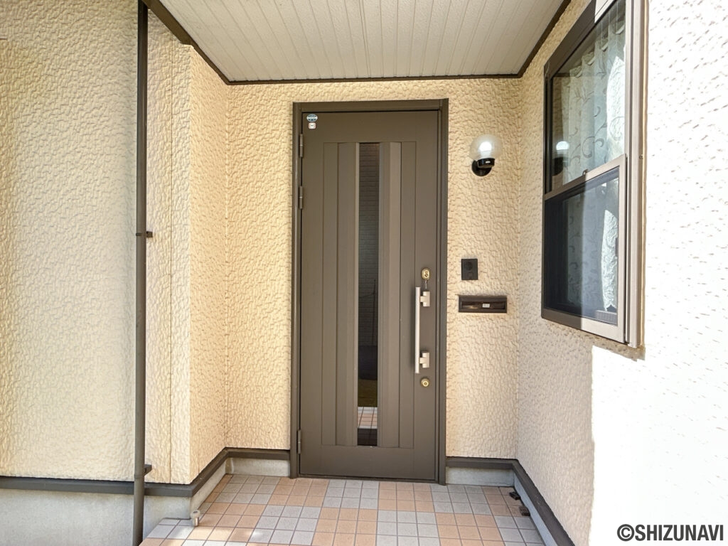 葵区幸庵新田　玄関