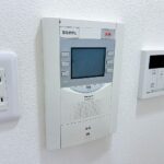 モニター付きインターホン