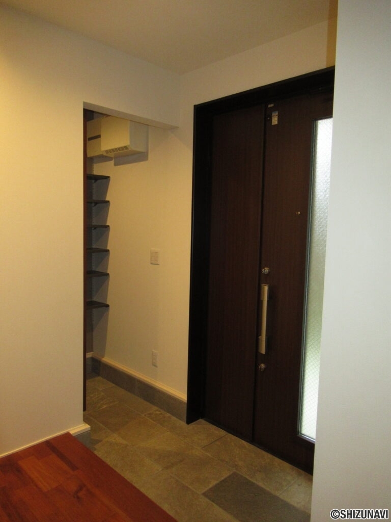 三島市徳倉三丁目 ヘーベルハウス 内観