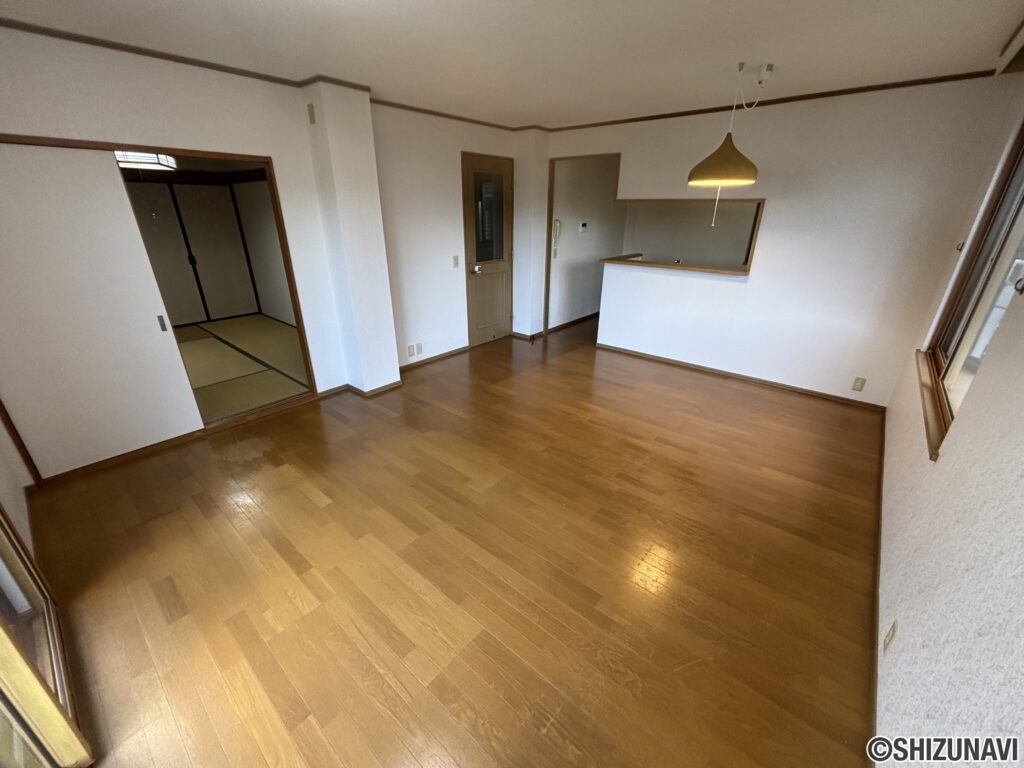 三島市若松町　戸建　内観