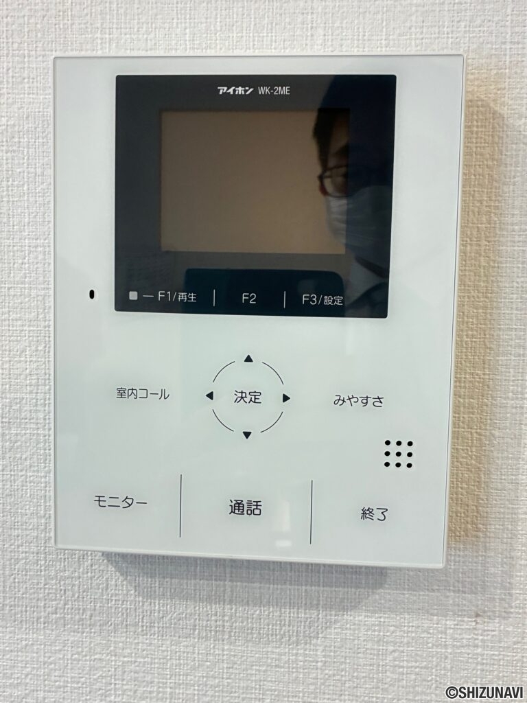 インターホン