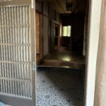 玄関（外から撮影）