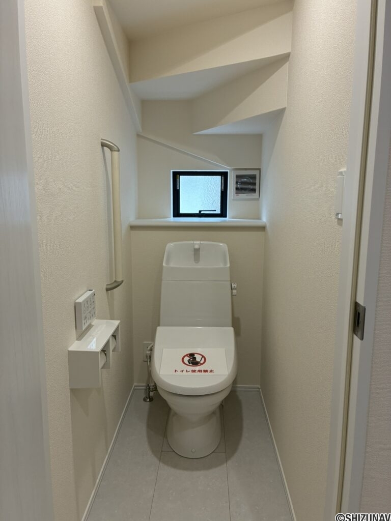 B号棟　トイレ