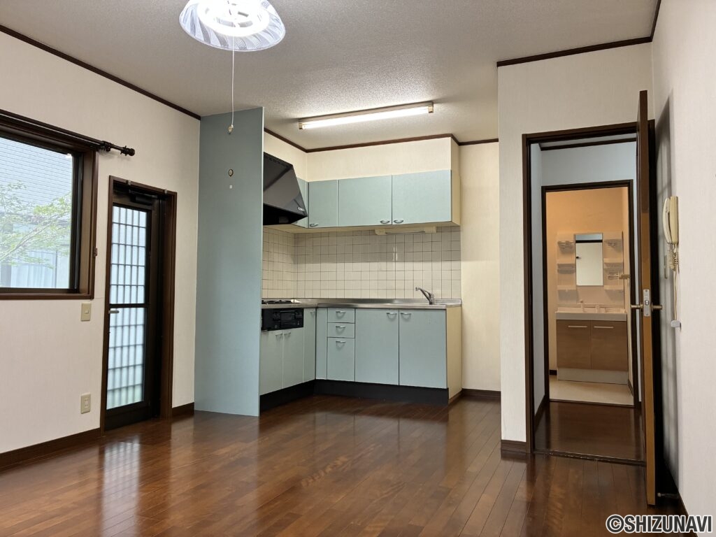伊豆市小立野　4LDK+S　中古住宅の画像