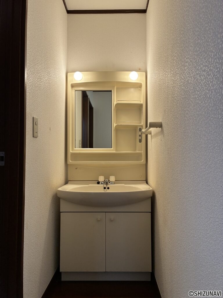 伊豆市小立野　4LDK+S　中古住宅の画像