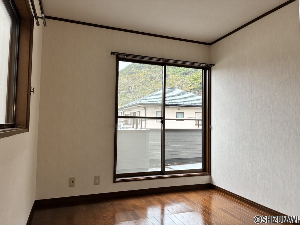 伊豆市小立野　4LDK+S　中古住宅の画像