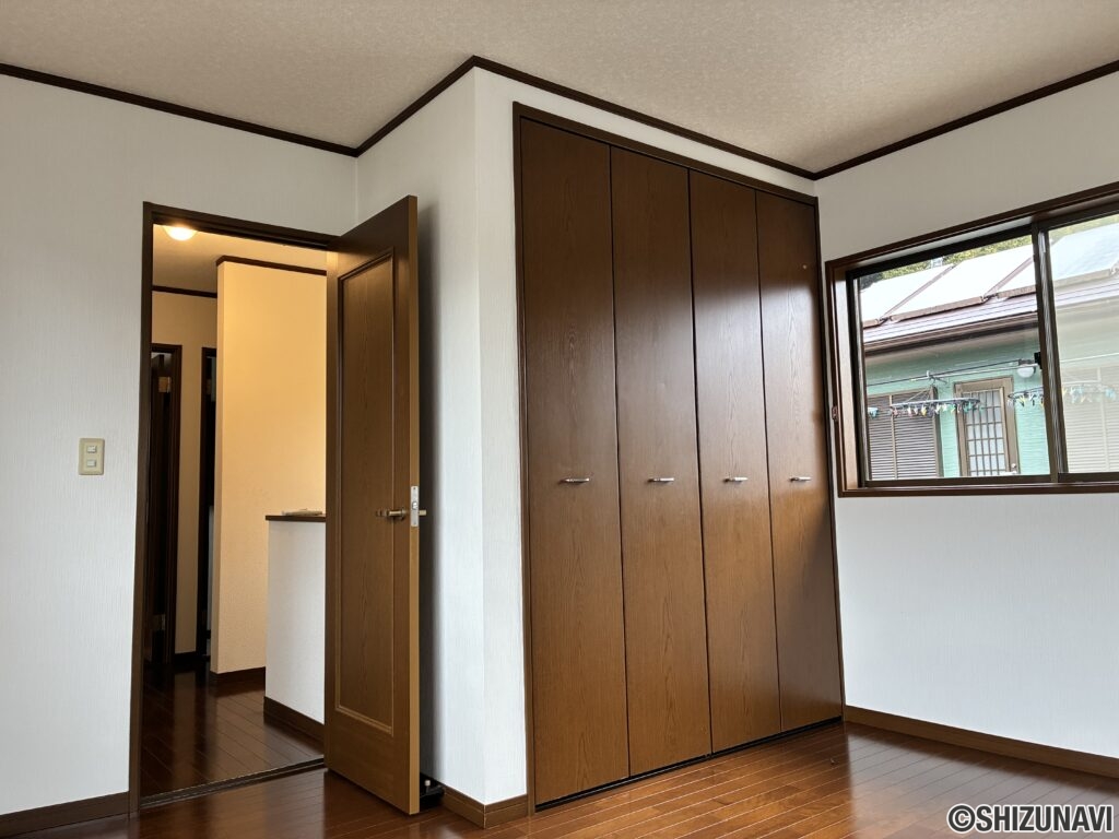 伊豆市小立野　4LDK+S　中古住宅の画像