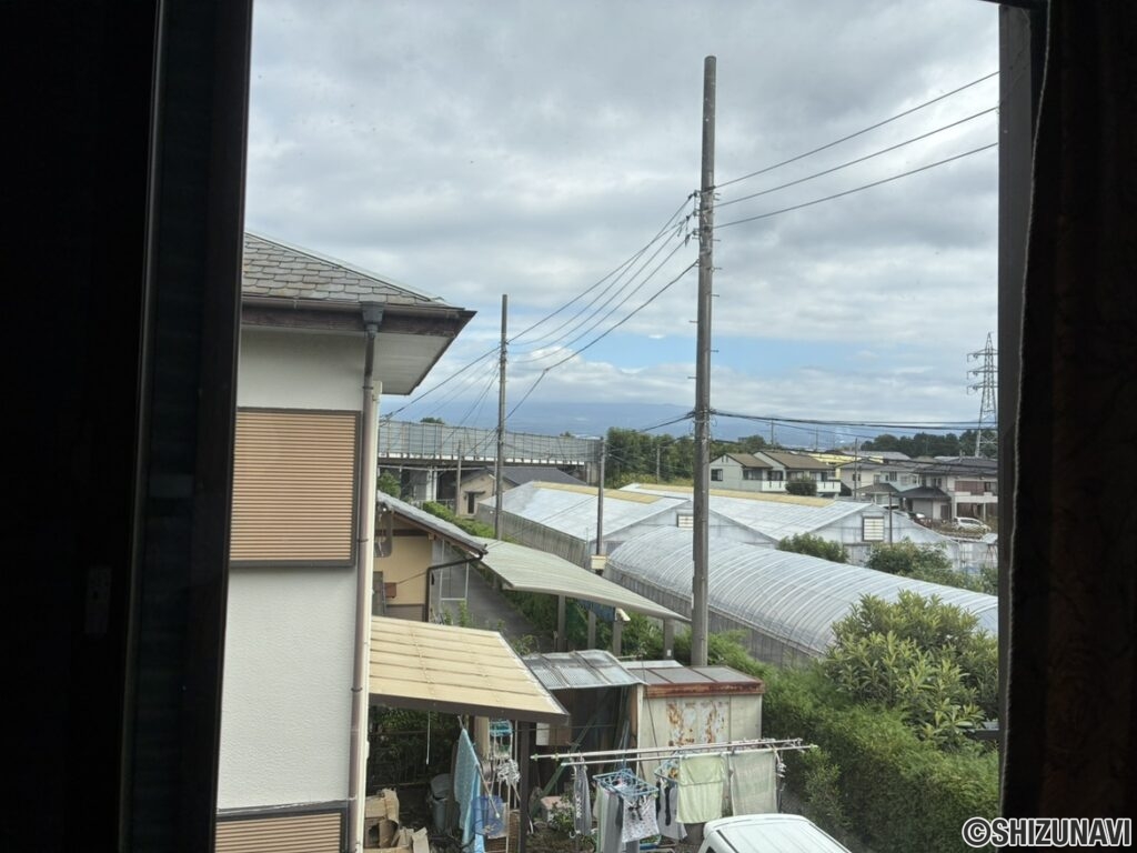 富士市松岡 中古住宅(岩松小学校・岩松中学校区)の画像