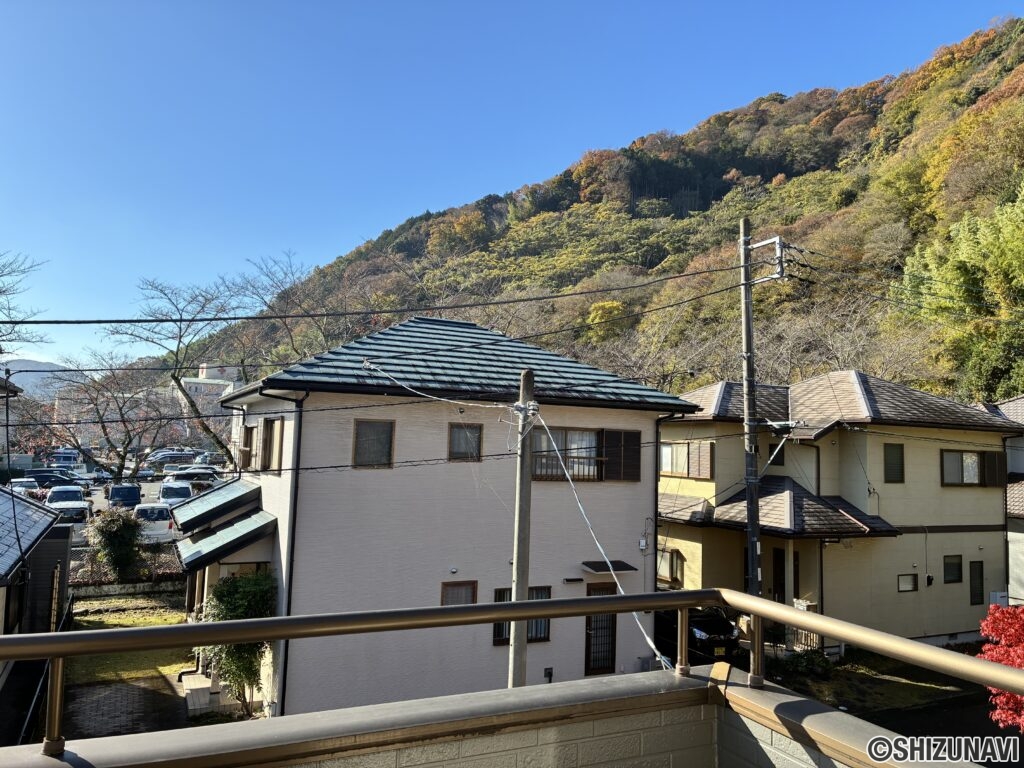伊豆市小立野　4LDK+S　中古住宅の画像