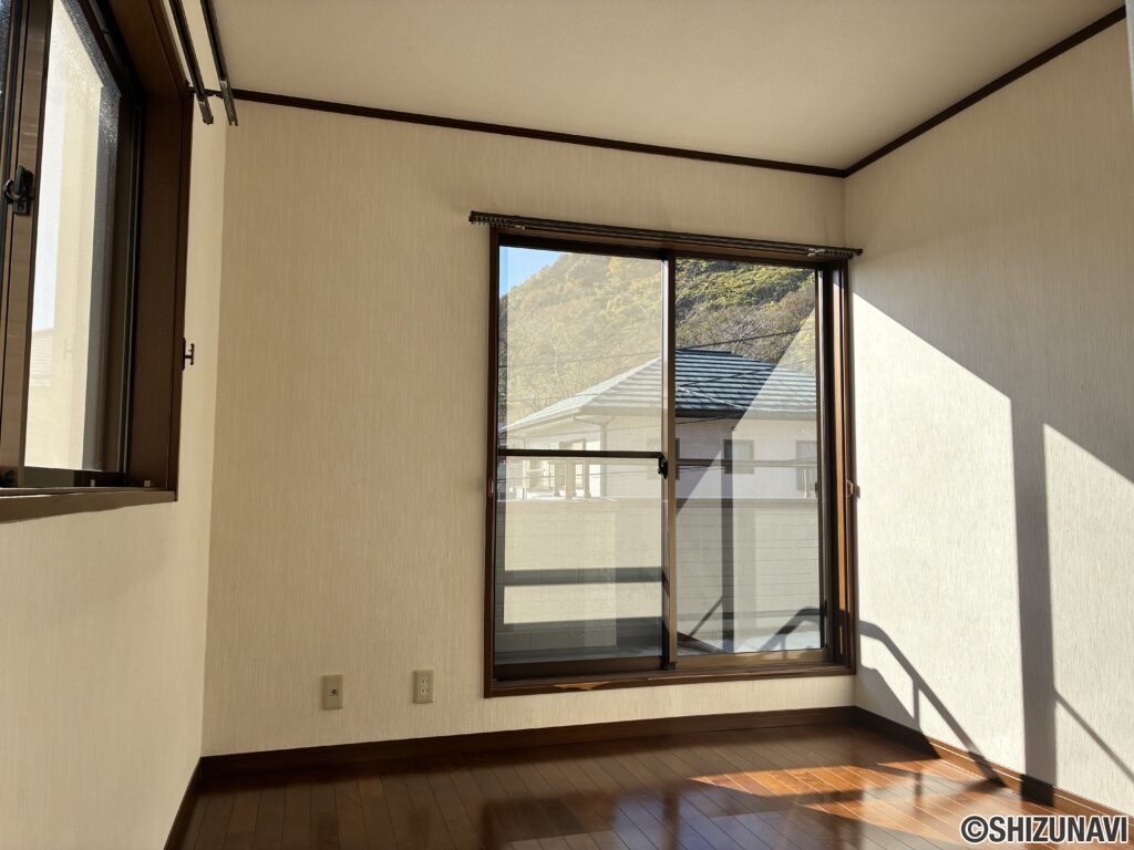 伊豆市小立野　4LDK+S　中古住宅の画像