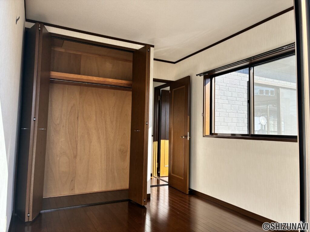 伊豆市小立野　4LDK+S　中古住宅の画像