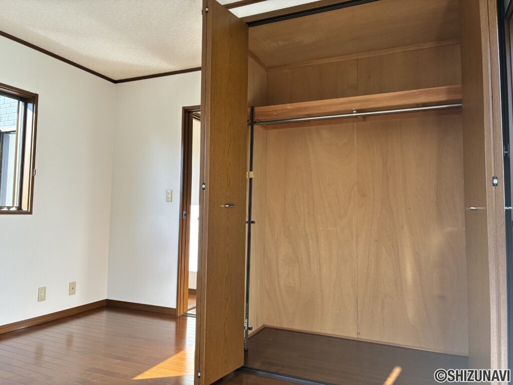 伊豆市小立野　4LDK+S　中古住宅の画像