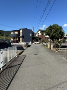 富士市松岡　中古住宅（岩松小学校・岩松中学校区）の画像
