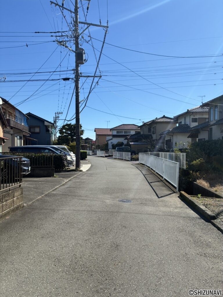 富士市松岡　中古住宅（岩松小学校・岩松中学校区）の画像
