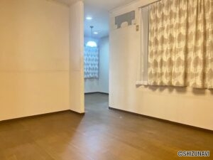 菊川市青葉台2丁目　中古住宅の画像