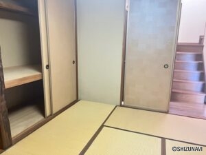 菊川市青葉台2丁目　中古住宅の画像