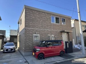 富士市中里　セキスイハイム施工築浅住宅　太陽光発電+蓄電池、快適エアリー搭載！の物件画像
