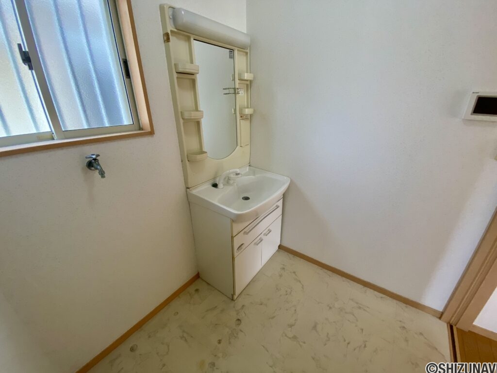 1階洗面室部分です。