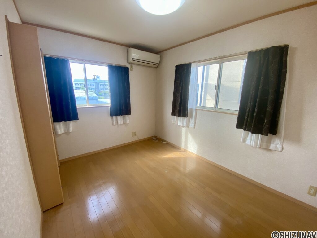 2階洋室6帖部分です。