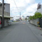北側道路　東から西