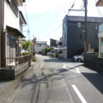 南側道路西から東