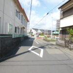 南側道路東から西