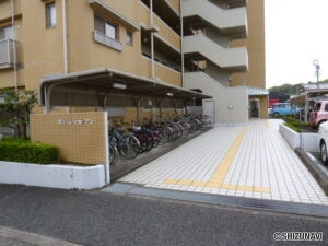 エントランス外
