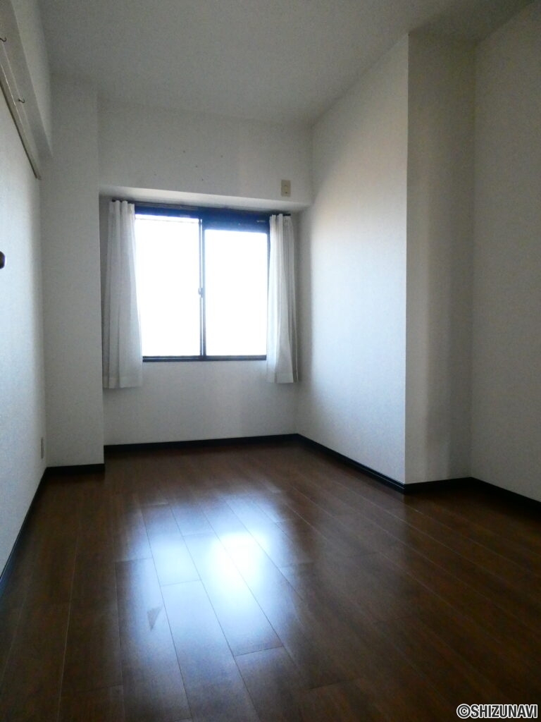 5.1帖洋室