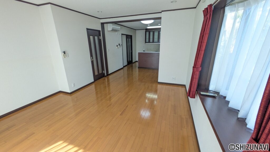 浜松市浜名区貴布祢　5LDK　中古住宅の画像