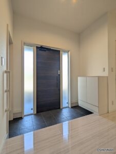 静岡市 葵区新間232-34 玄関