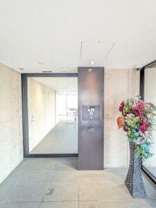 【エントランス】